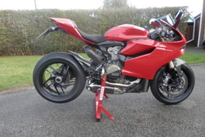 abba Stand on Ducati Panigale