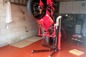 Honda SP1 on abba Sky Lift (wheelie position)